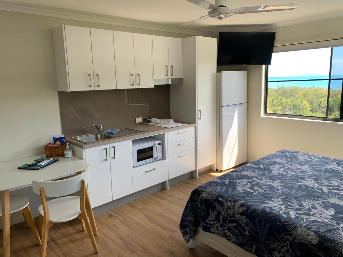 Island Views Bed and Breakfast Airlie Beach Eksteriør billede
