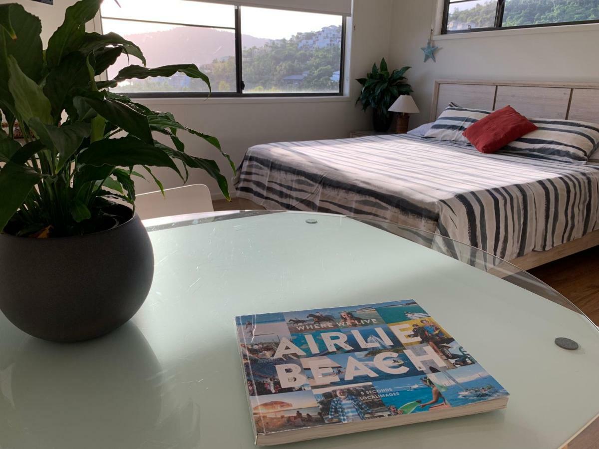Island Views Bed and Breakfast Airlie Beach Eksteriør billede